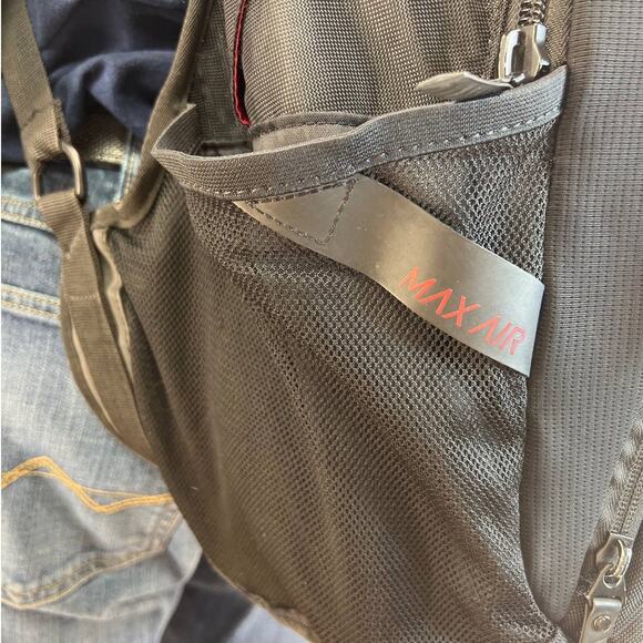 Nike Ultimatum Max Air Utility Backpack Black Basketball Sports BA4323 Flawed - Picture 11 of 16